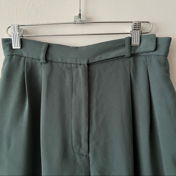 Green straight leg pant - Picture 5 of 8